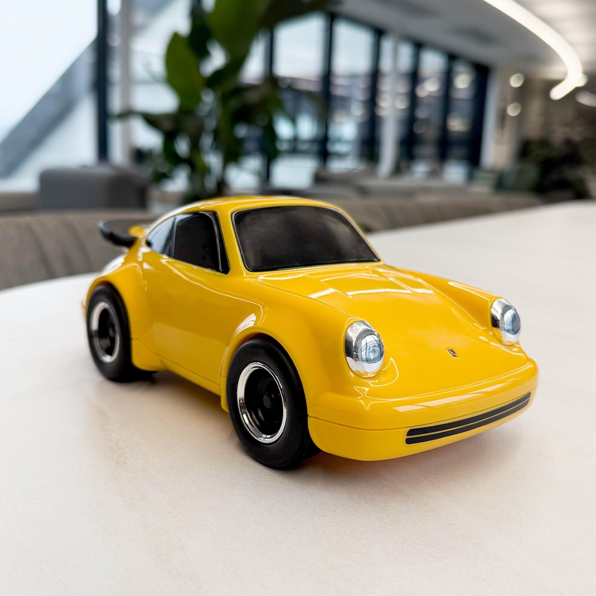 baghera-racing-car-porsche-911-golden-yellow-play-toy-bagh-536-05
