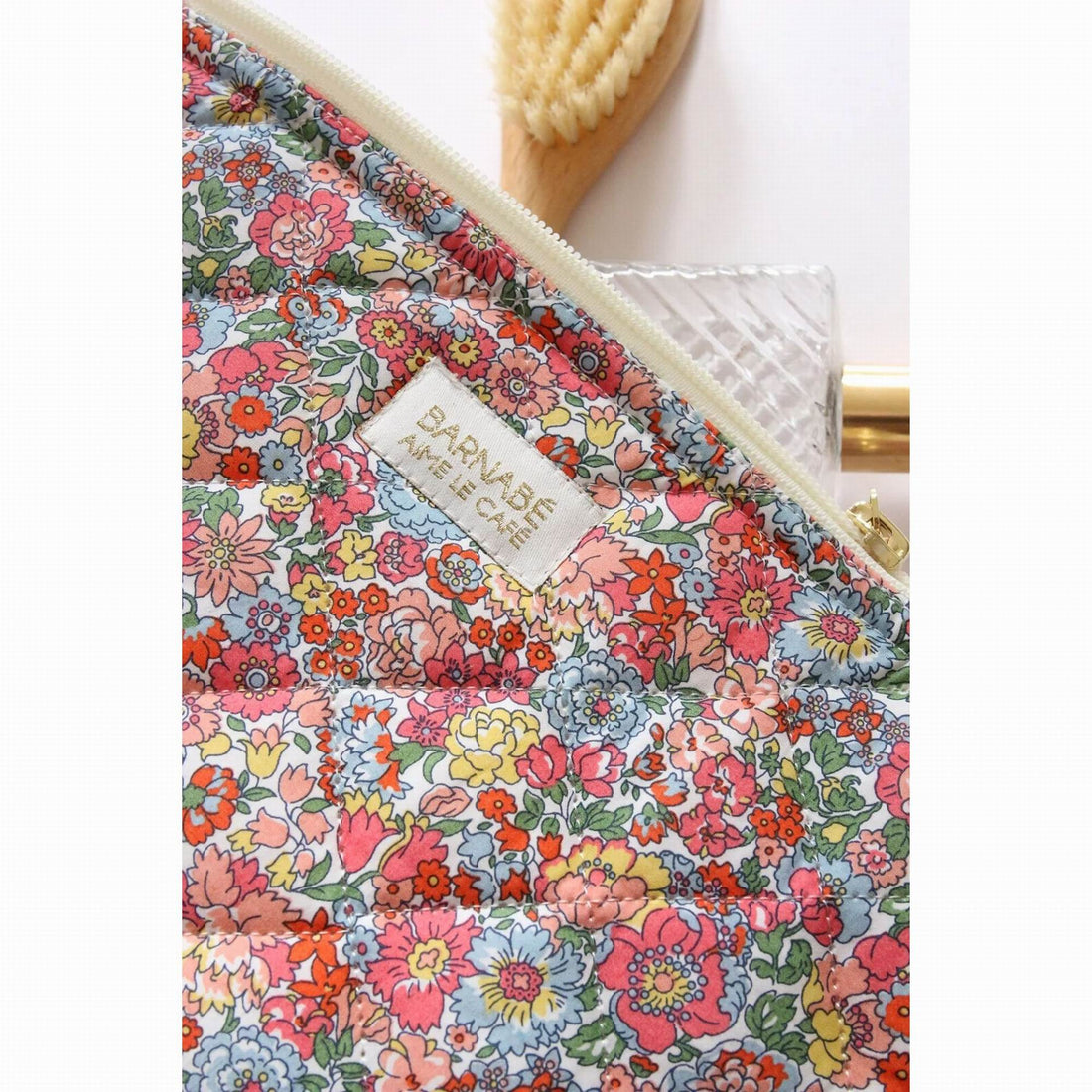 barnabe-aime-le-caf-toilet-bag-augustine-30x19x7cm-clothing-wear-fashion-accessories-barn-toil-augustine-02