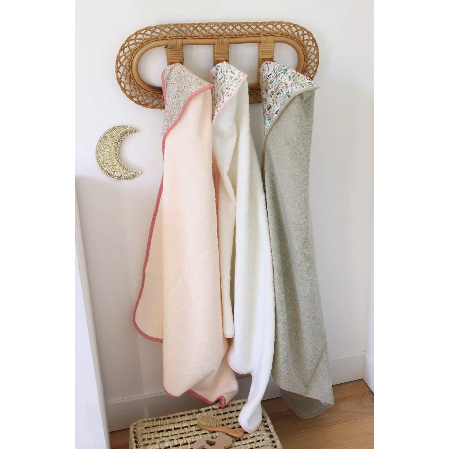 barnabe-aime-le-café-bath-towel-céleste-79x79cm-barn-cabain-céleste