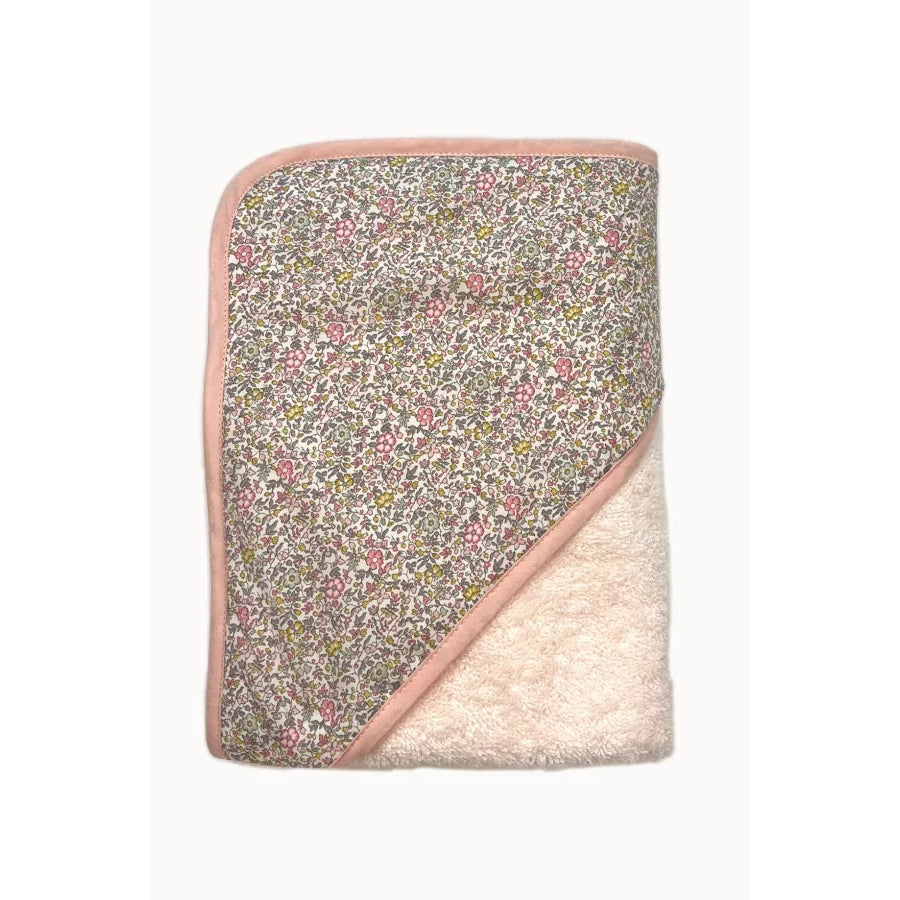 barnabe-aime-le-café-bath-towel-juliette-2025-79x79cm-barn-cabain-juliette2025