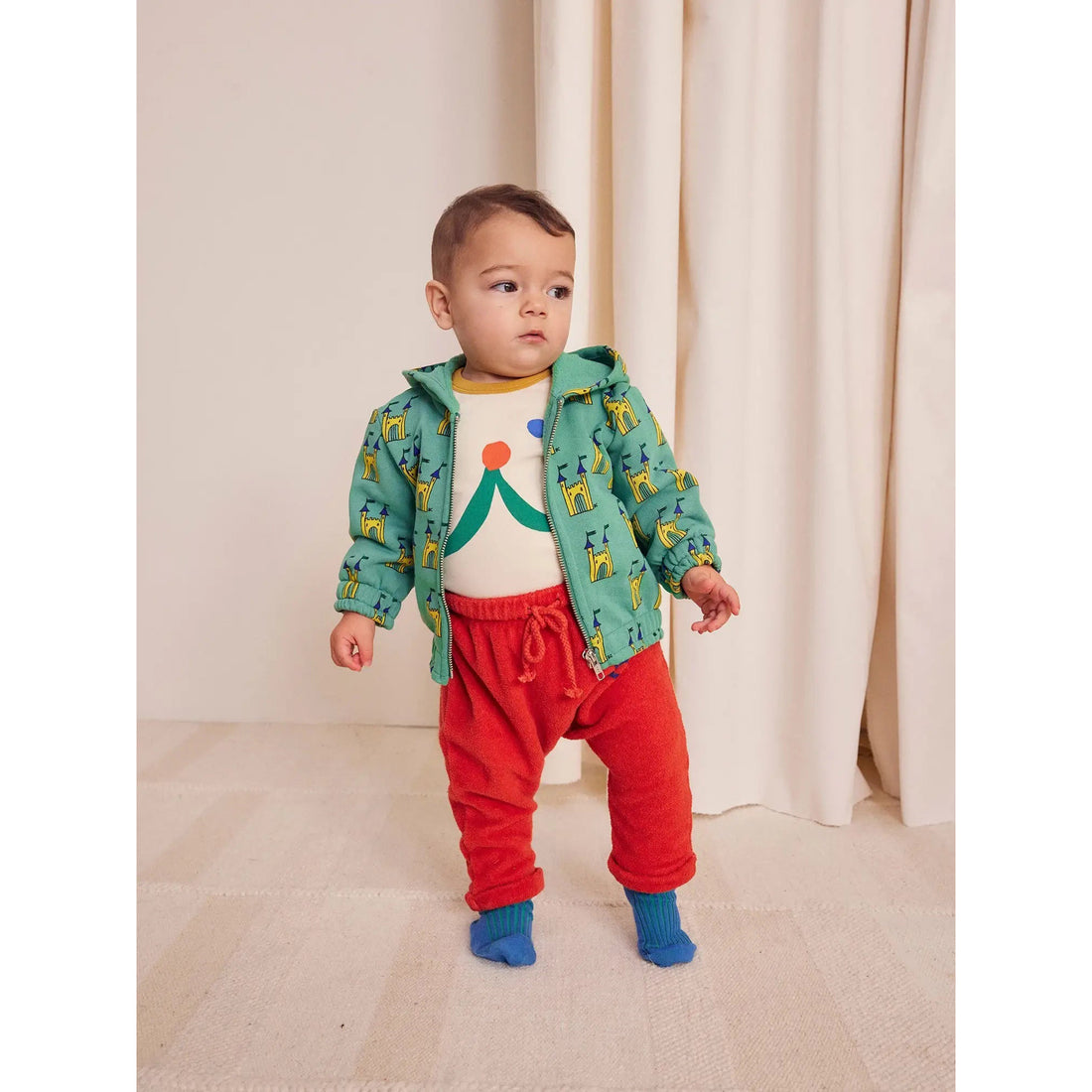 bobo-choses-baby-faraway-castle-all-over-zipped-sweatshirt-green-bobo-w24b224ab040-12m
