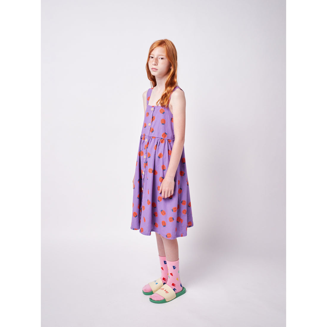 bobo-choses-ladybug-all-over-woven-dress-bobo-s22-122ac108-2-3y (5)