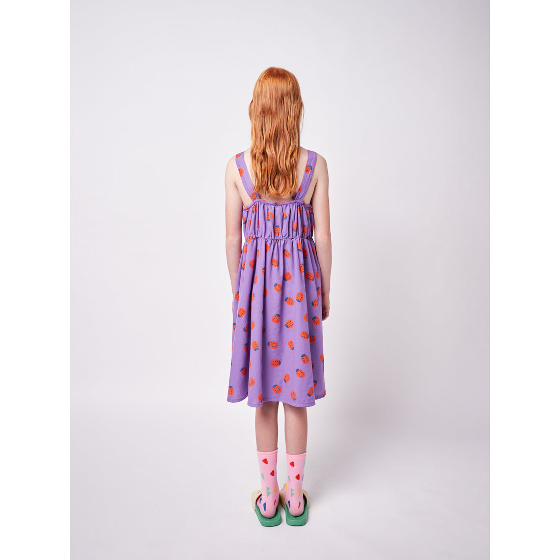 bobo-choses-ladybug-all-over-woven-dress-bobo-s22-122ac108-2-3y (4)