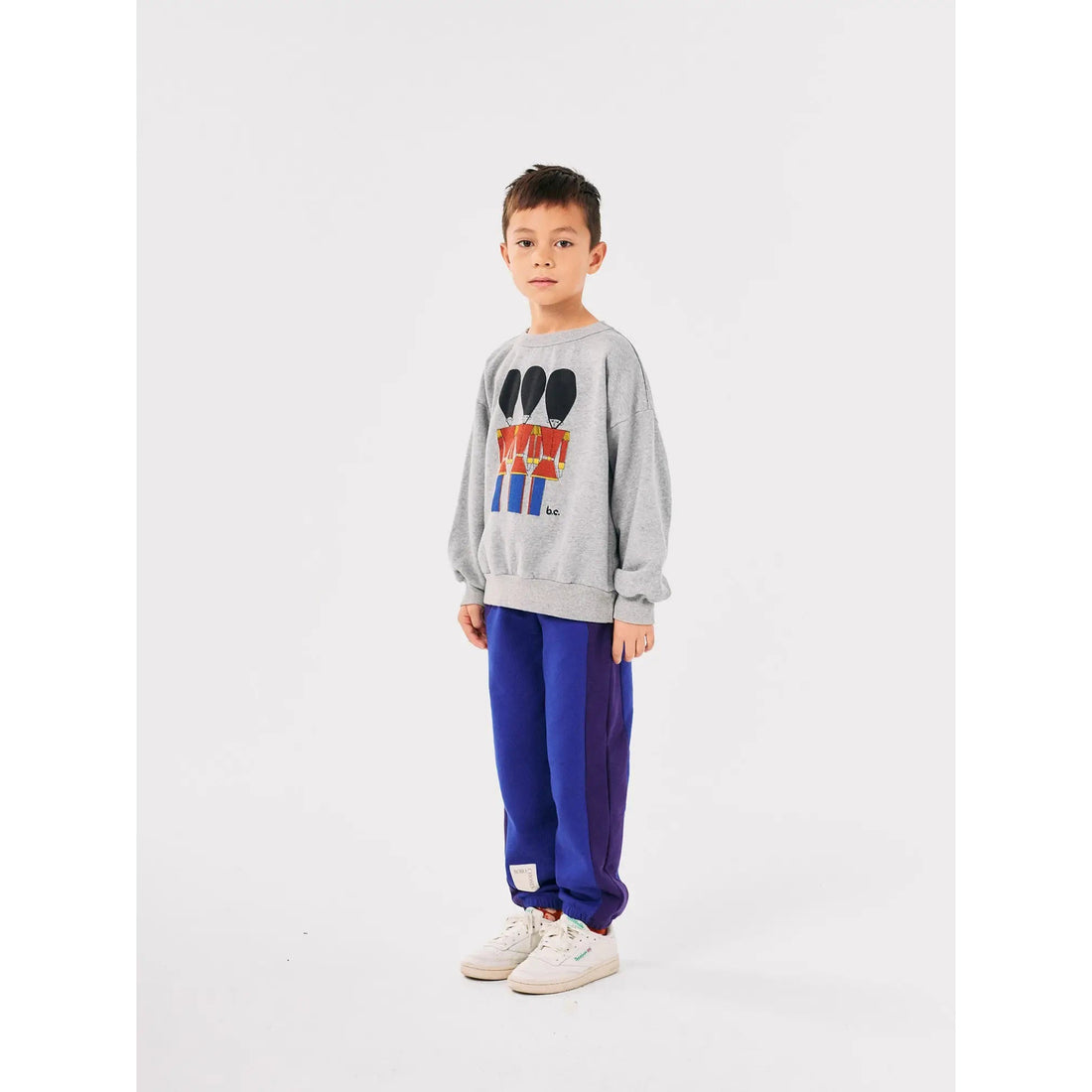bobo-choses-little-tin-soldiers-sweatshirt-light-heather-grey-bobo-w24b224ac045-2-3y