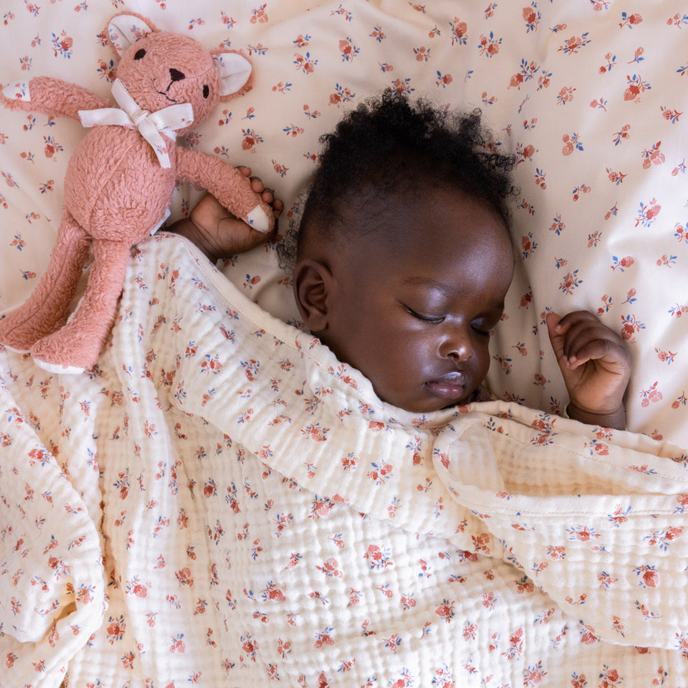cam-cam-copenhagen-muslin-baby-blanket-gots-berries