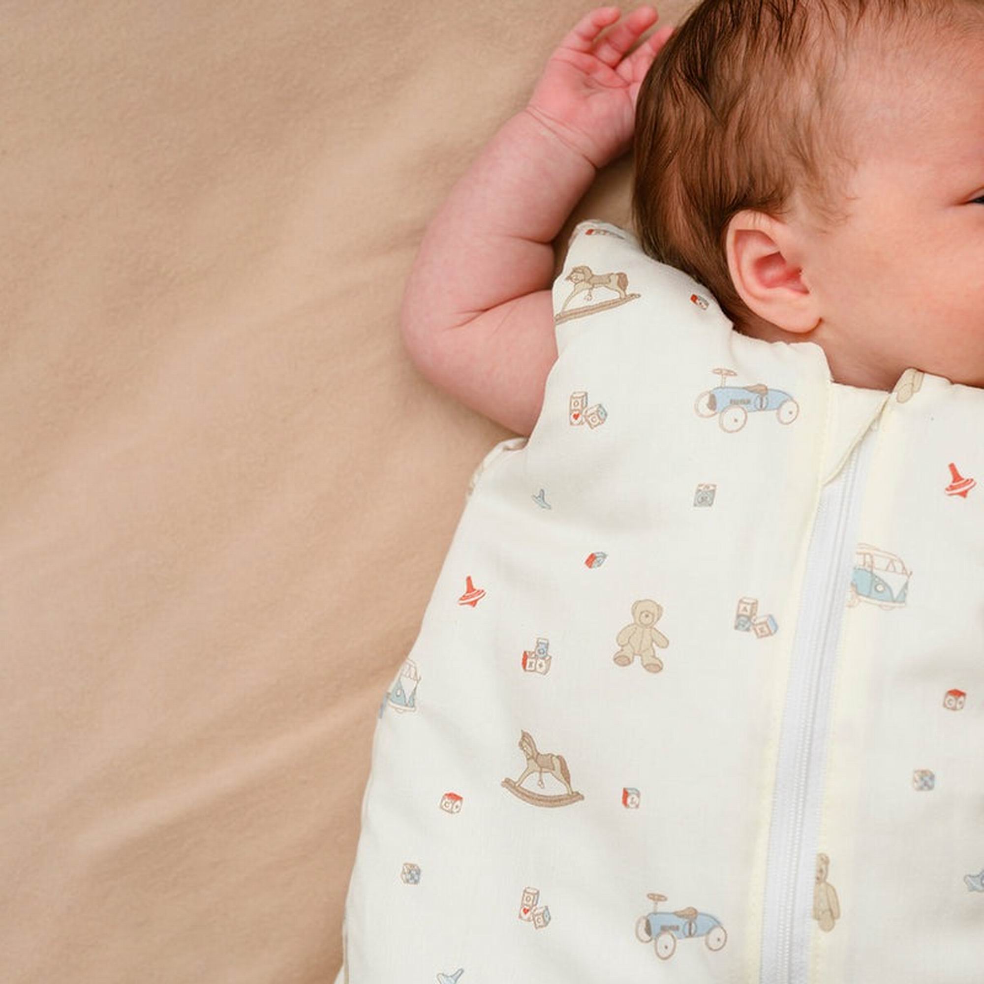 cam-cam-copenhagen-sleeping-bag-ocs-vintage-toys-baby-nursery-cam-754b-p101-06m-02