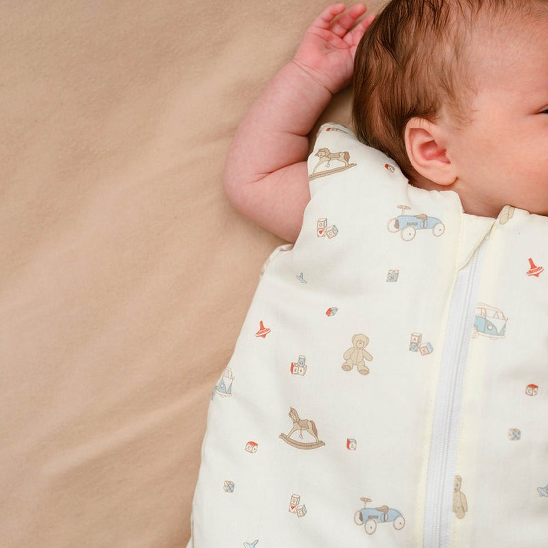 cam-cam-copenhagen-sleeping-bag-ocs-vintage-toys-baby-nursery-cam-754b-p101-06m-02