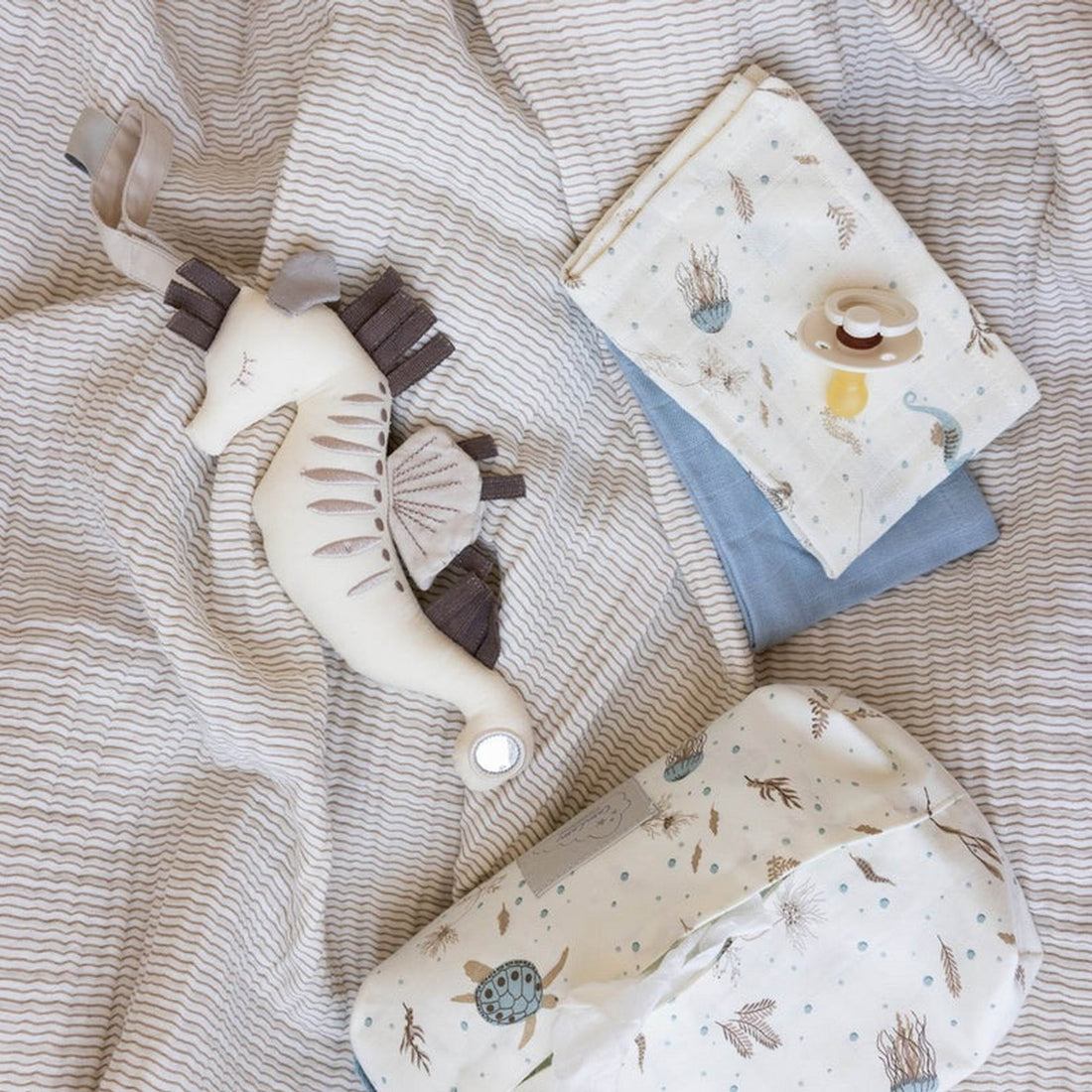 cam-cam-copenhagen-wash-cloth-4-pack-gots-mix-sea-garden-baby-nursery-cam-636-p89-02