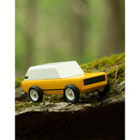 candylab-candycar-cotswold-gold