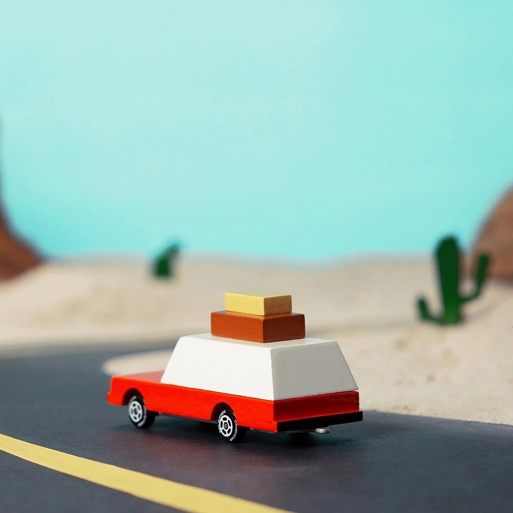 candylab-candycar-luggage-wagon