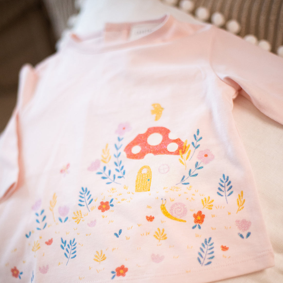 carrement-beau-long-sleeve-t-shirt-apricot-carr-w24y30218-43b-02a