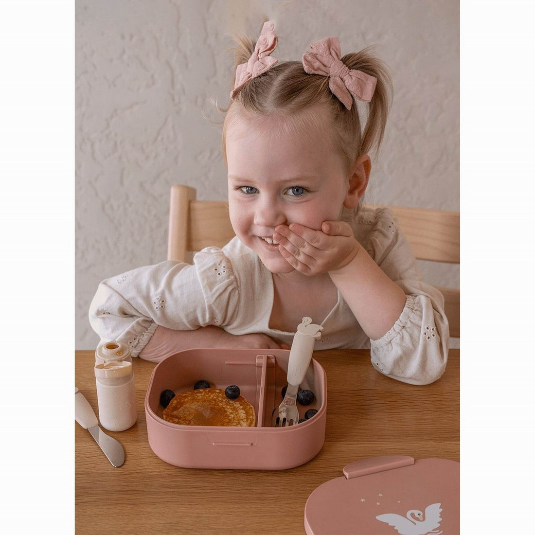citron-pla-lunchbox-swan-kitchen-citr-64412-08