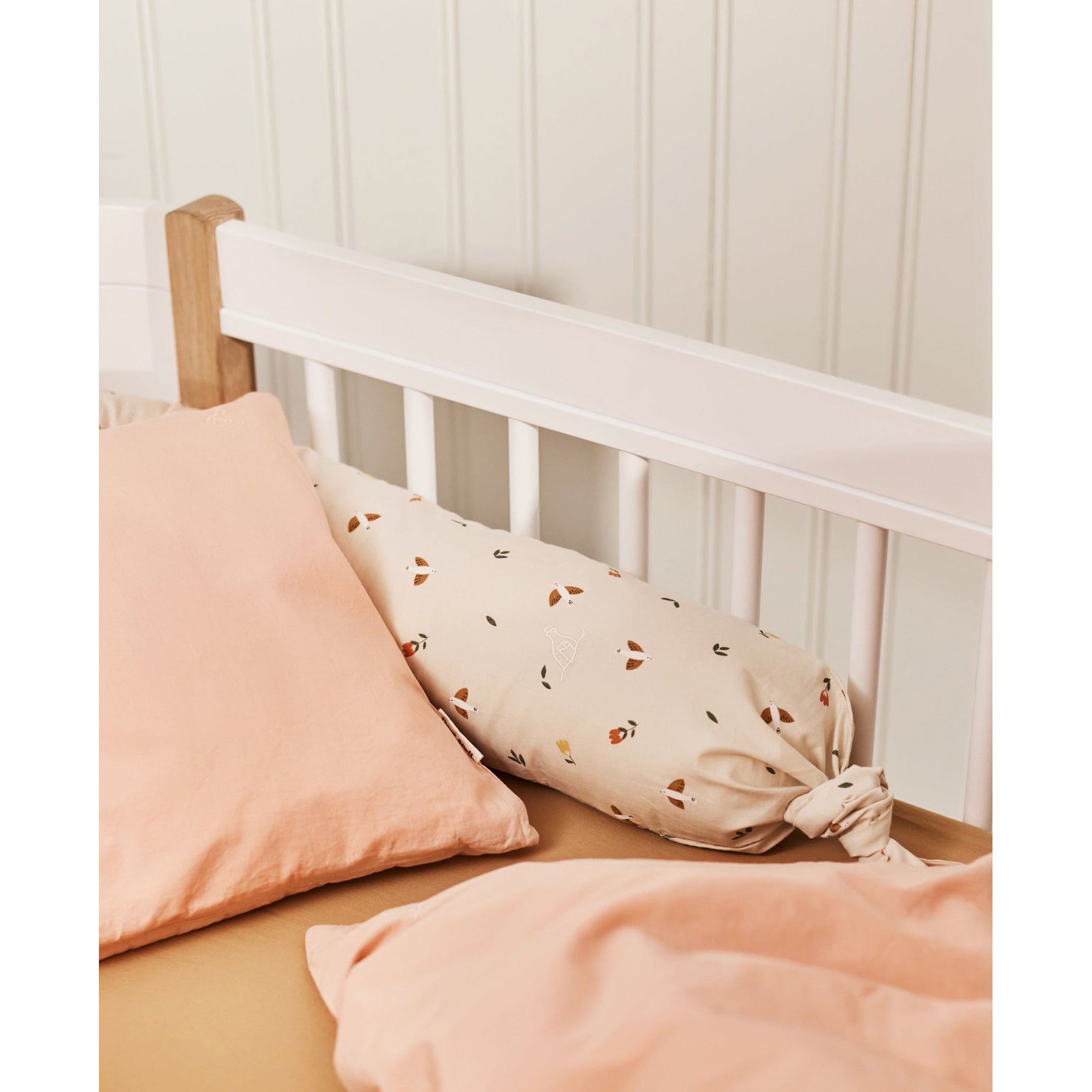 dear-april-bed-snake-l175x14cm-songbirds-dear-4-103-9