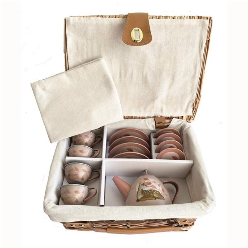 egmont-toys-tin-tea-set-fawn-in-a-wicker-egmo-540055