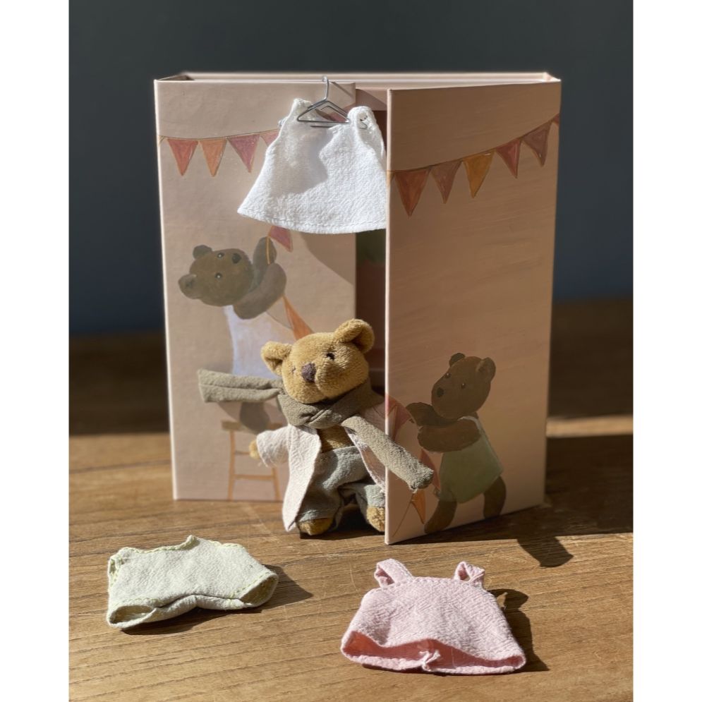 egmont-toys-wardrobe-with-bear-egmo-700098