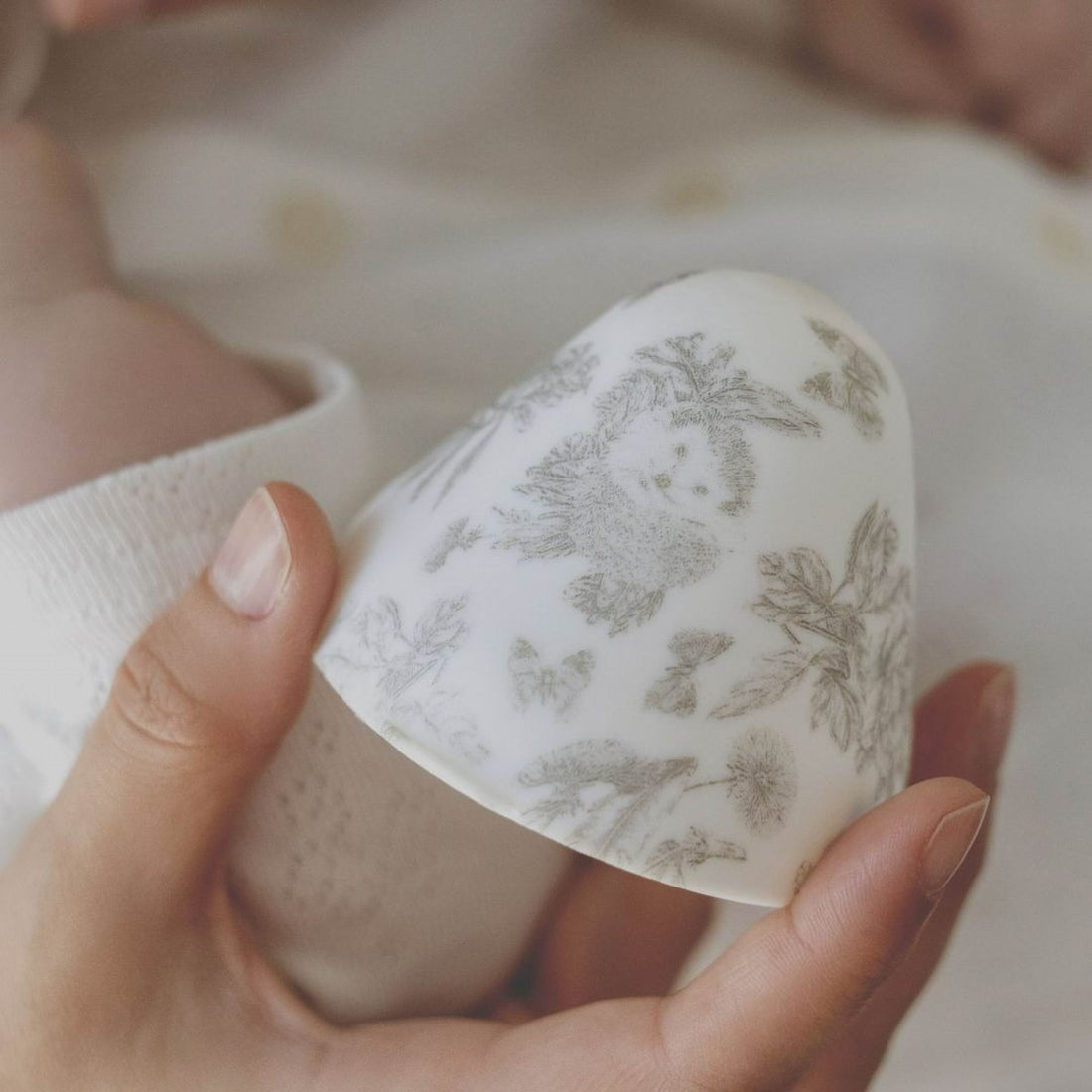 elhee-baby-bottle-comforter-set-tartine-et-chocolat-toile-de-jouy-grey-play-toy-baby-nursery-elhe-9001633-04