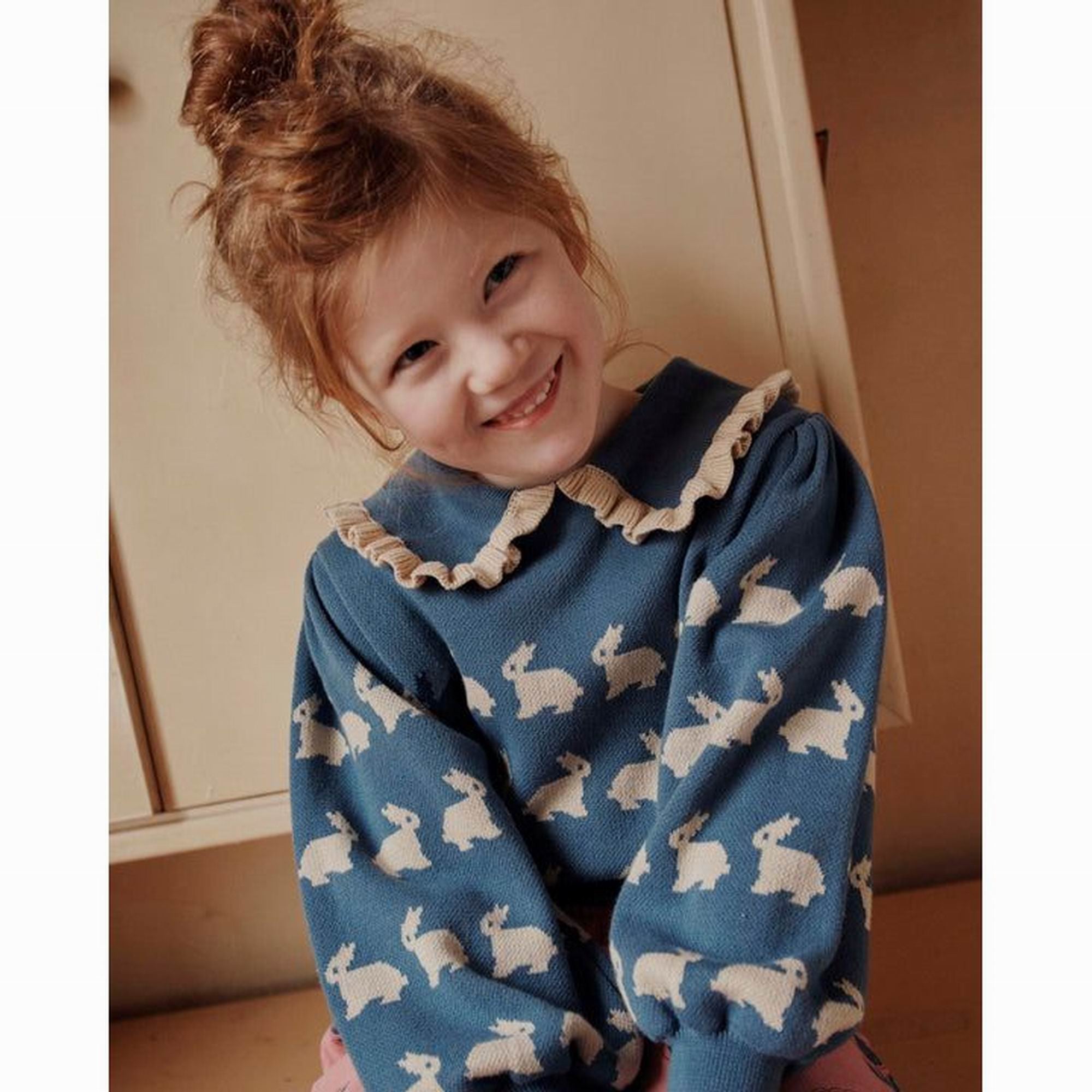 emile-et-ida-rabbit-pullover-lapin-bleu-clothing-wear-fashion-eei-w24aa123-lb-12m-06