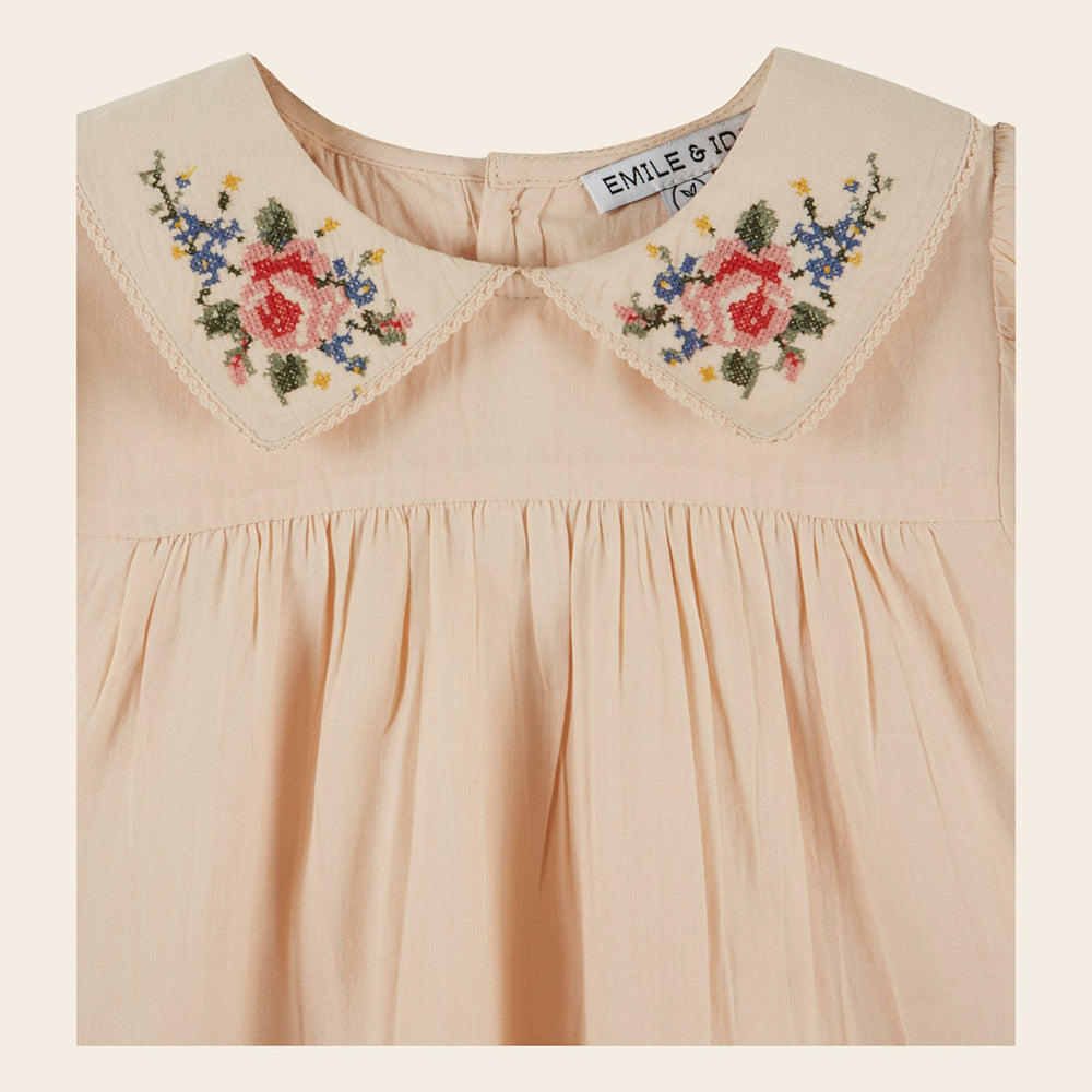emile-et-ida-robe-point-de-croix-farine-clothing-wear-fashion-eei-w26ae227-farine-02a