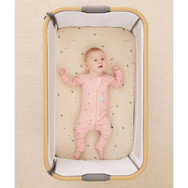 ergopouch-bedding-fitted-sheet-0-2-tog-cot-sprinkle-ergo-zepbfs-0-2togcotde24