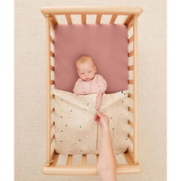ergopouch-bedding-tuck-sheet-0-2-1-0-tog-cot-daisy-sprinkle-ergo-zepbts-0_2-1