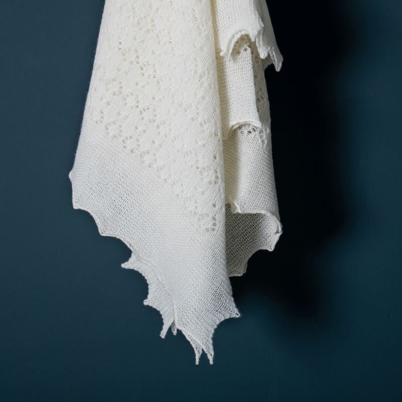 g-h-hurt-_-son-cosy-cashmere-baby-shawl-white-ghhs-ca120-wht