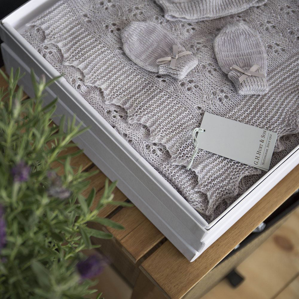 g-h-hurt-&-son-kitten-paw-wool-baby-gift-set-grey-marl-ghhs-w114xxhm-grm