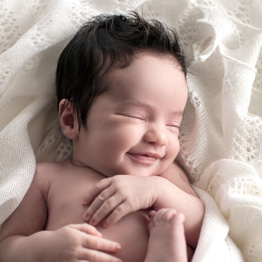 g-h-hurt-&-son-nottingham-lace-knitted-baby-shawl-ivory-white-ghhs-w470x