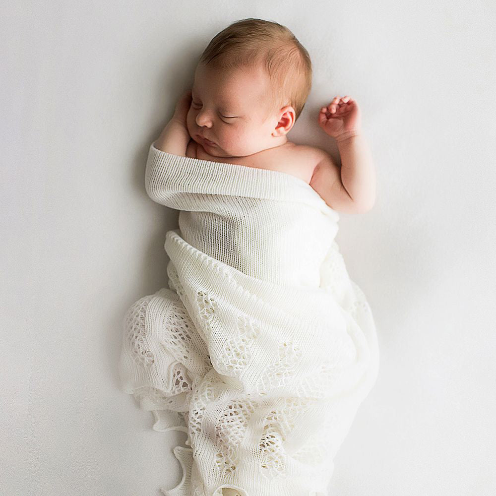 g-h-hurt-&-son-nottingham-lace-knitted-baby-shawl-ivory-white-ghhs-w470x