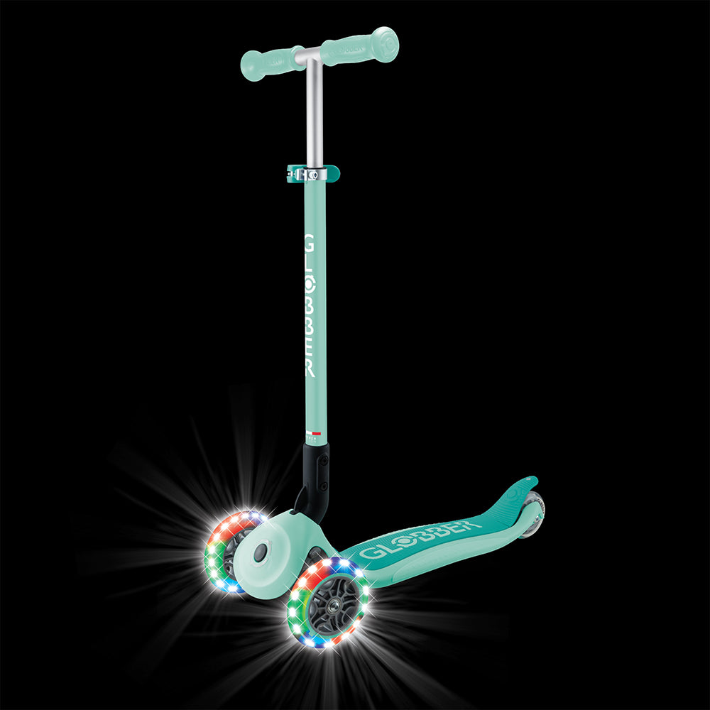 globber-primo-foldable-lights-mint-play-toy-glob-432-206-3