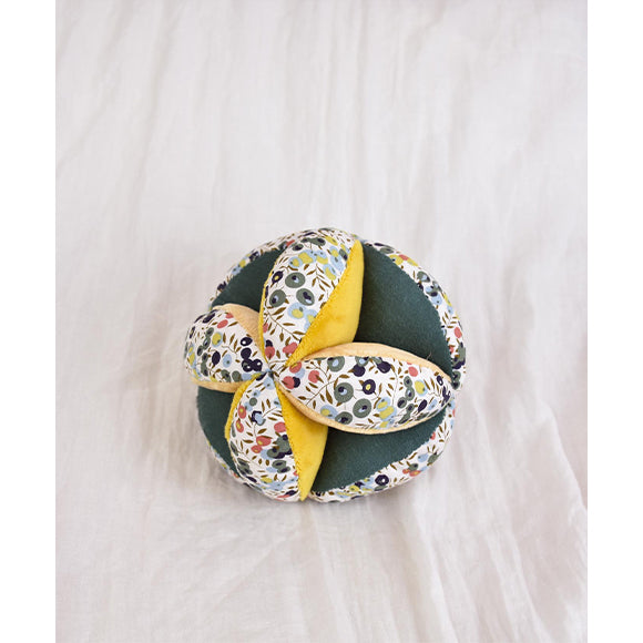 histoire-d-ours-boh-aime-balles-sensorielles-lion-hdo-dc4227