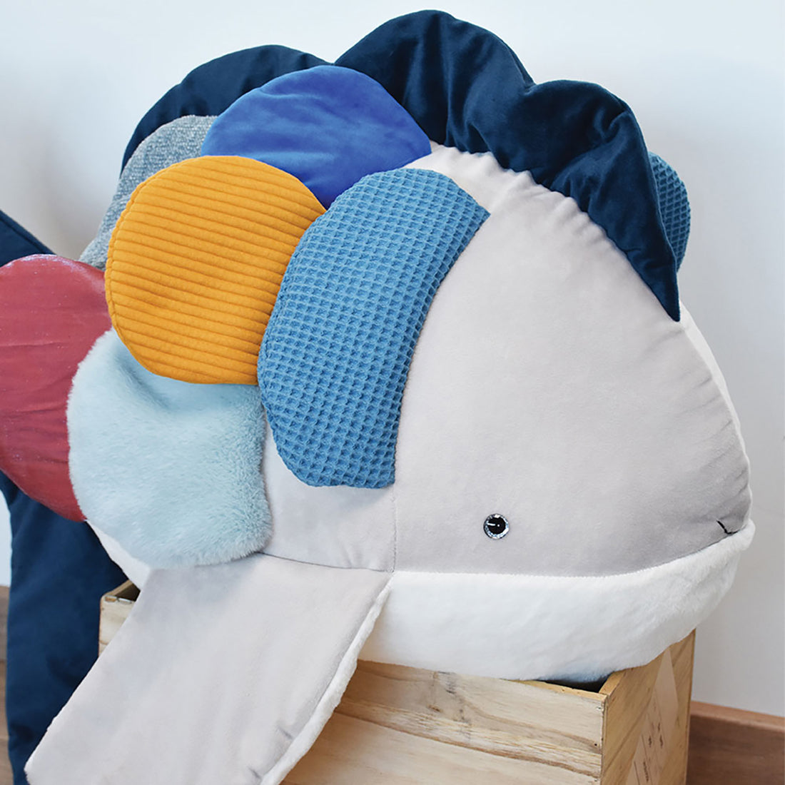 histoire-d-ours-rainbow-fish-40cm-hdo-ho3077