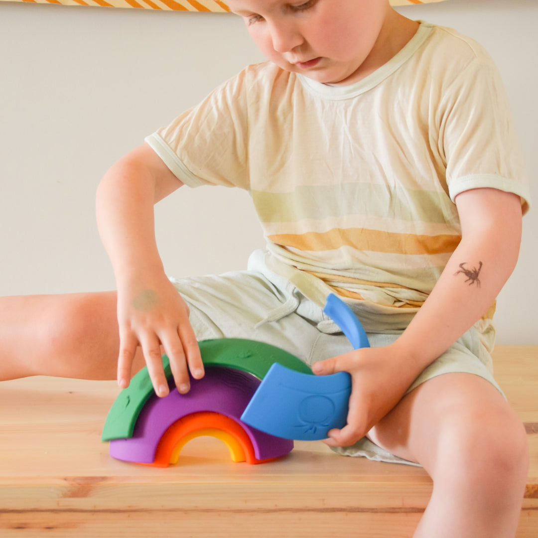 jellystone-designs-over-the-rainbow-bright-jest-otrb