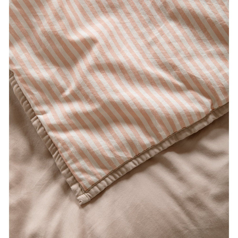 kadolis-faro-quilted-blanket-100x140cm-peach-stripes-kado-couv100140pea
