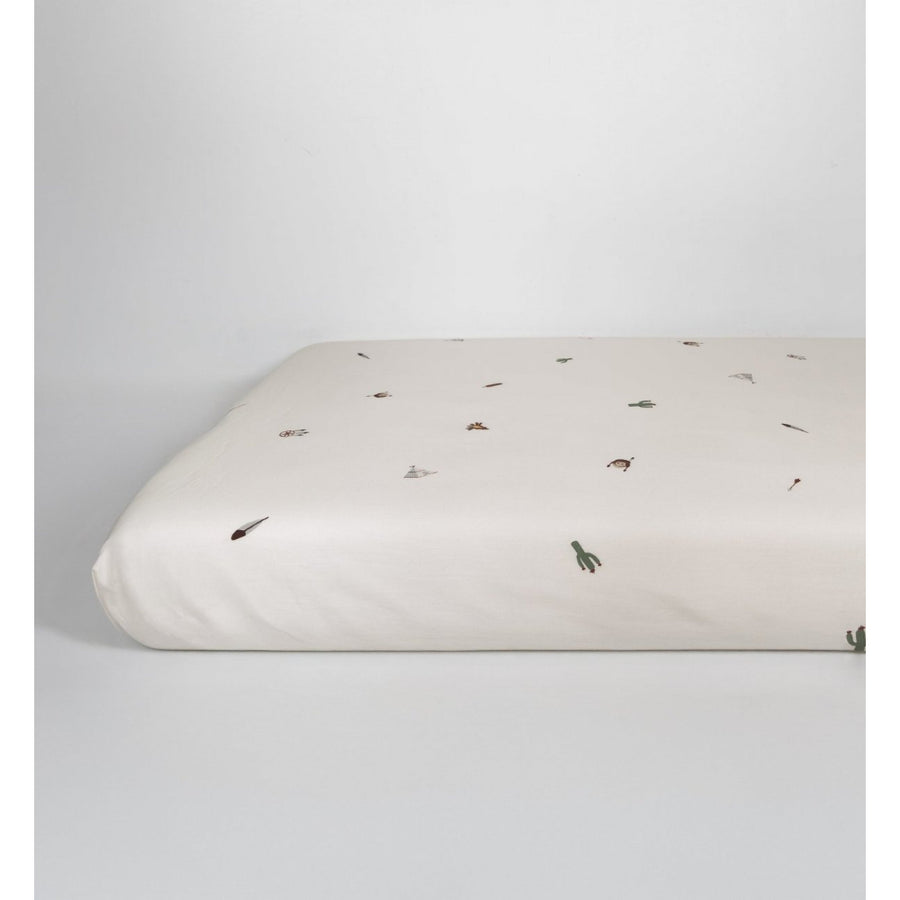 kadolis-printed-fitted-sheet-organic-cotton-crib-70x140cm-petite-plum-kado-dhco70140ppl