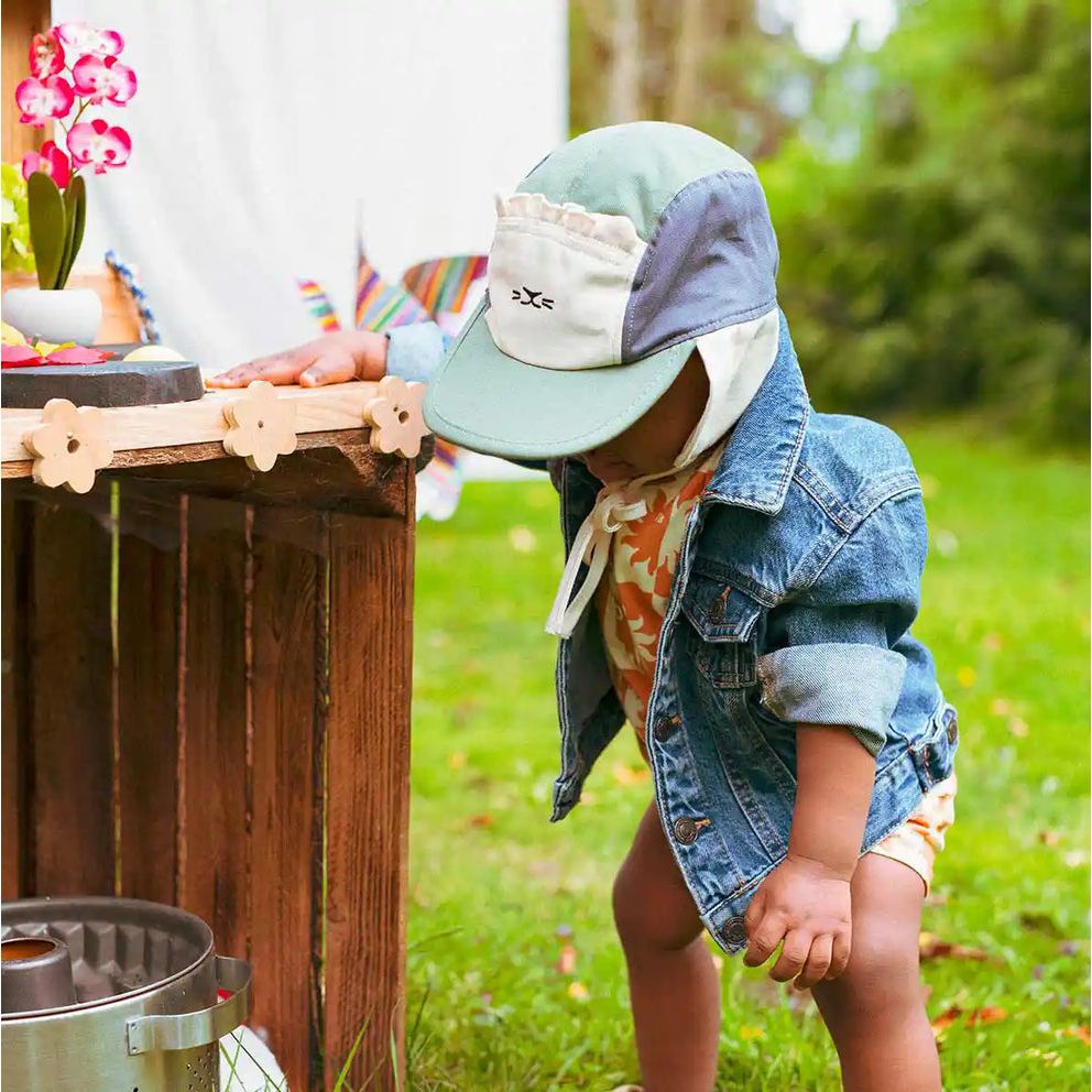 ki-et-la-camper-cap-anti-uv-lion-green-naturel-night-kiet-kcl1gnn