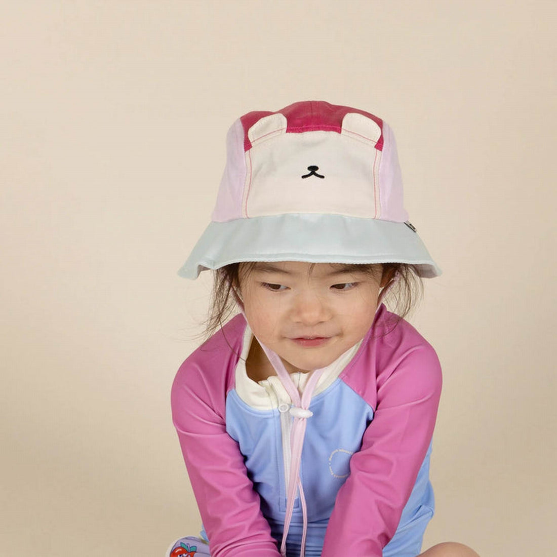 ki-et-la-camper-hat-anti-uv-ourson-raspberry-clothing-wear-fashion-accessories-kiet-hfuncamphourasp48-08
