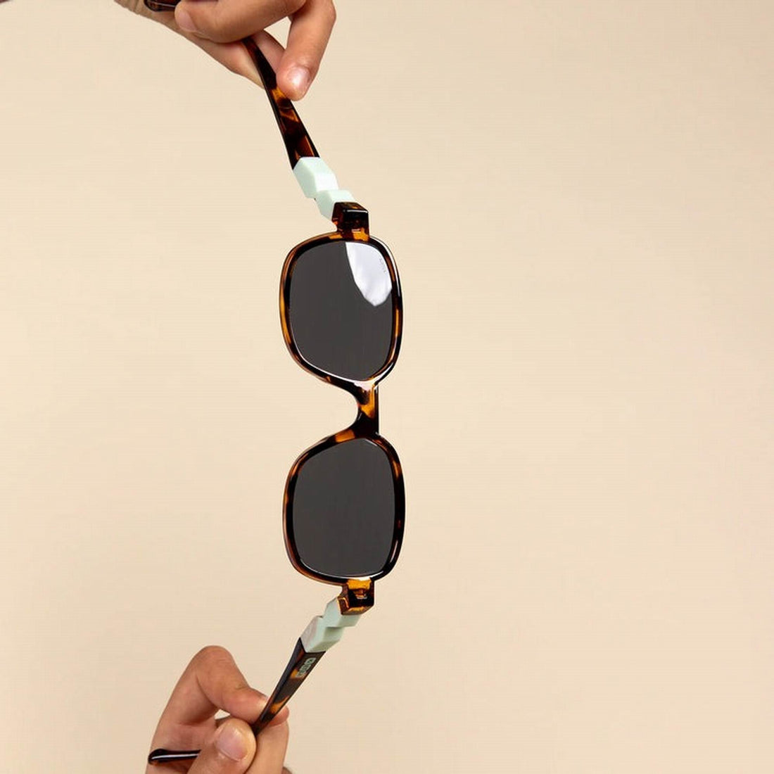 ki-et-la-sunglasses-urban-ekail-tea-clothing-wear-fashion-accessories-kiet-urb4sunekailtea-08