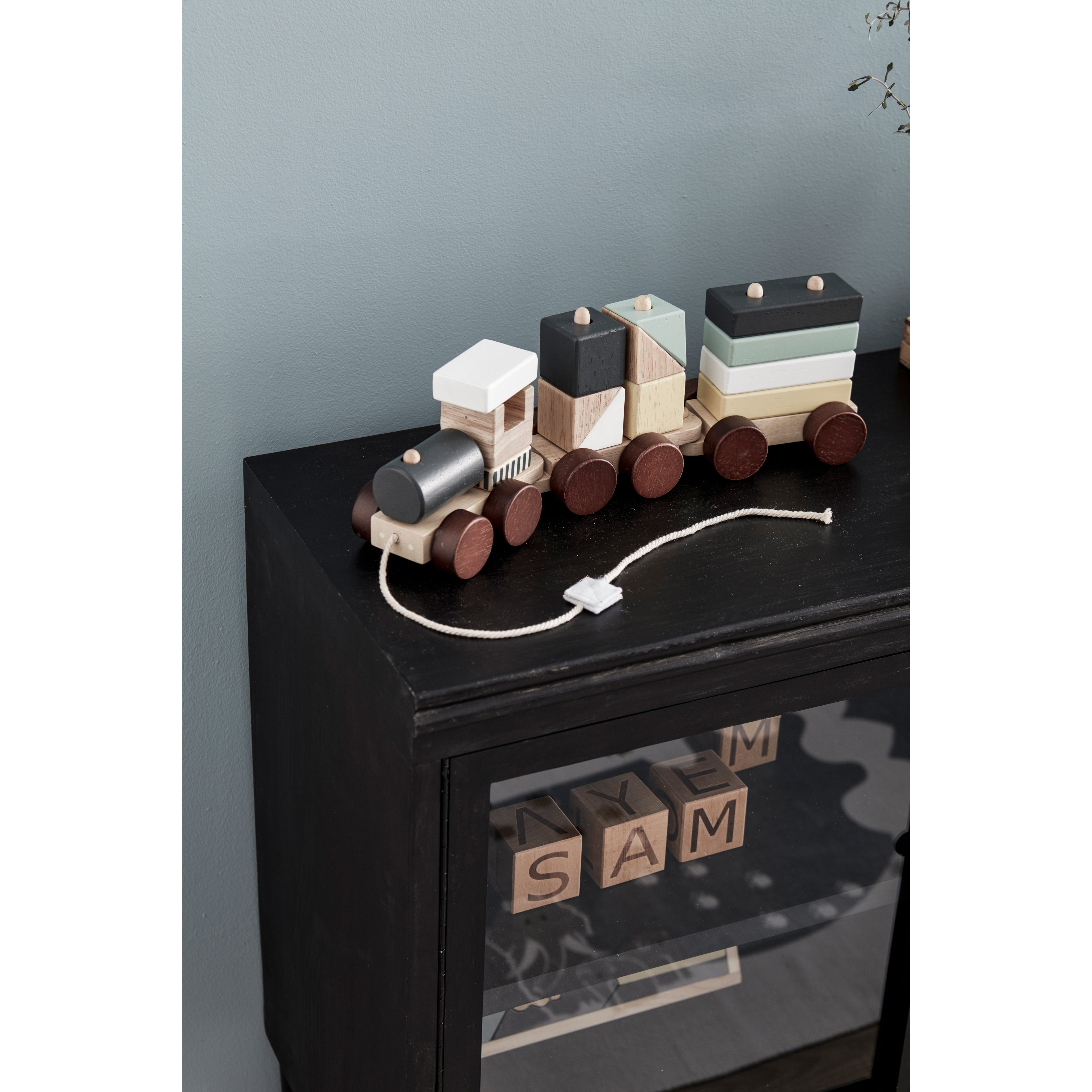 kids-concept-block-train-natural-kidc-1000140