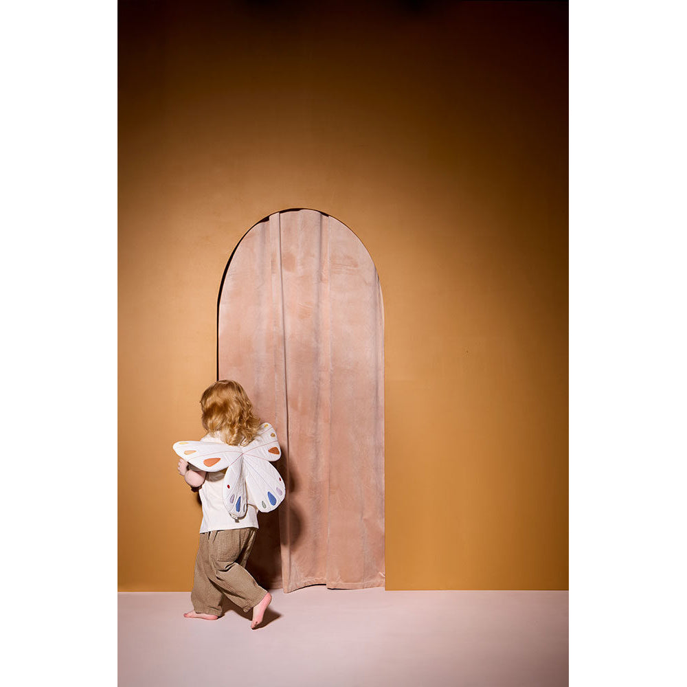 kids-concept-butterfly-white-dress-up