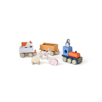 kids-concept-farm-animal-train