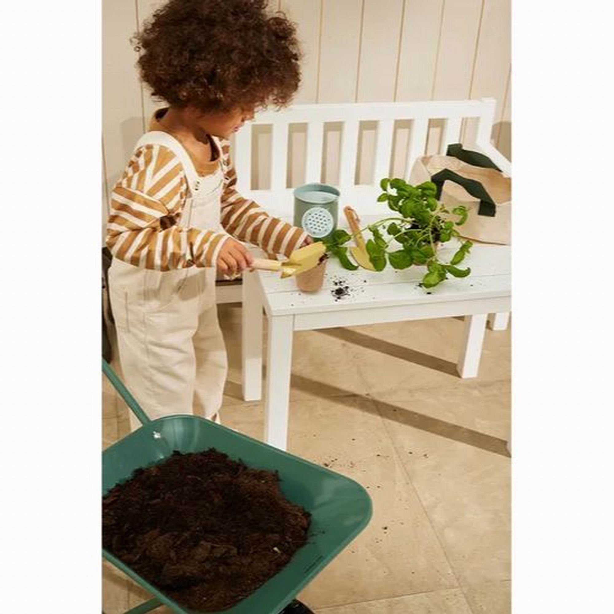 kids-concept-gardening-tool-set-kid-s-hub-play-toy-kidc-1000864-04