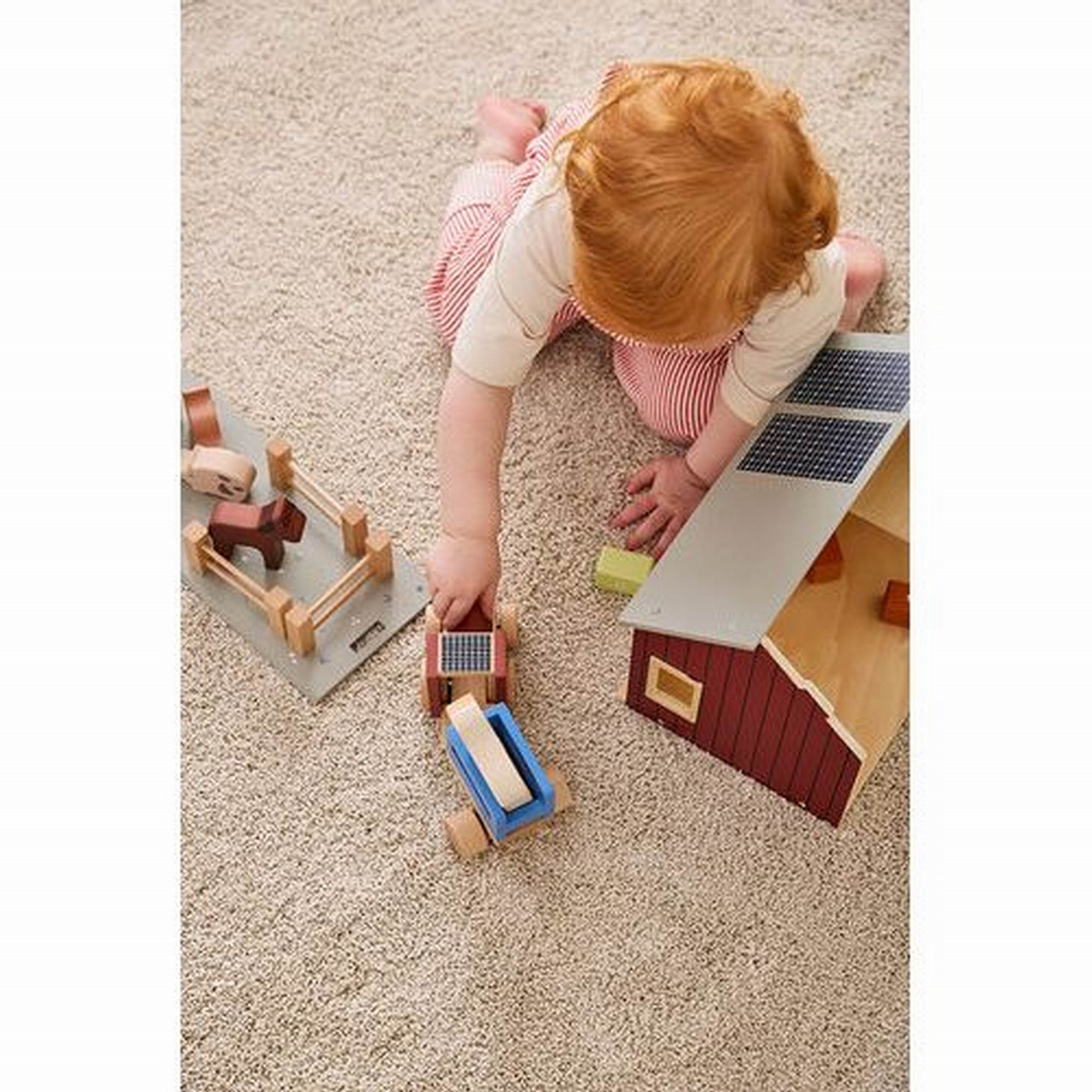 kids-concept-tractor-aiden-play-toy-kidc-1000907-06