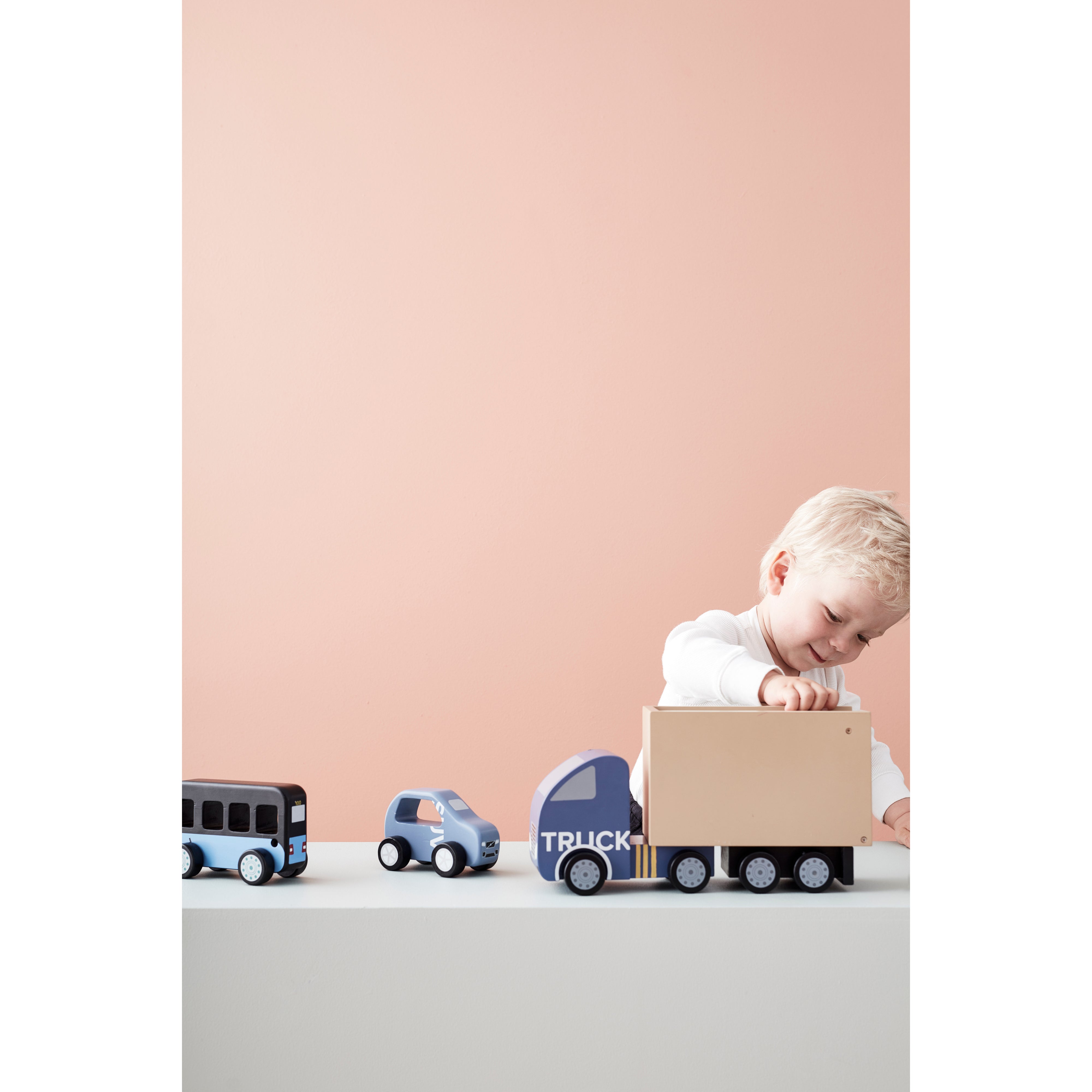 kids-concept-truck-aiden-kidc-1000305