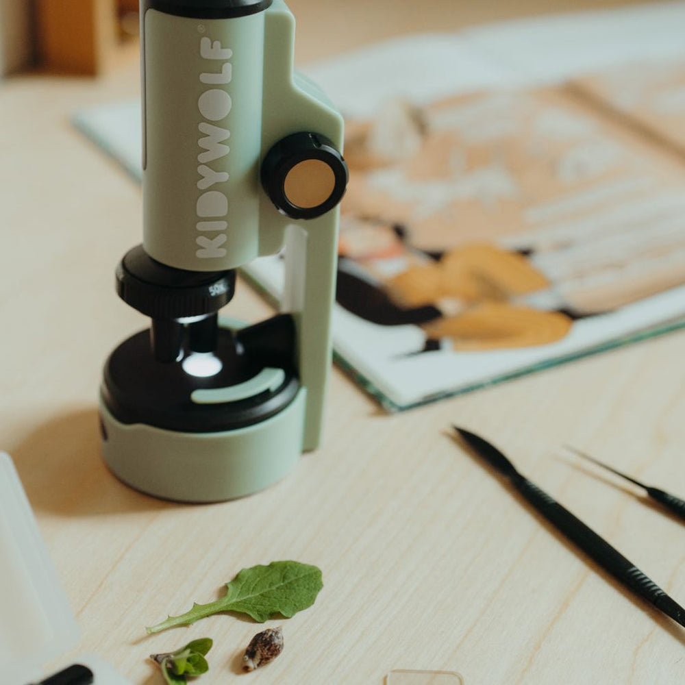 kidywolf-kidymicroscope-portable-microscope-green-play-toy-kidw-kidymicroscope-gr