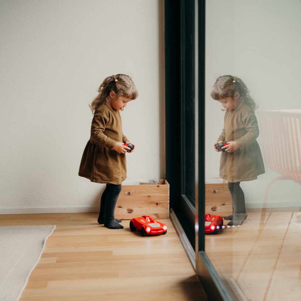 kidywolf-red-remote-control-car-kidw-kidycar-rd