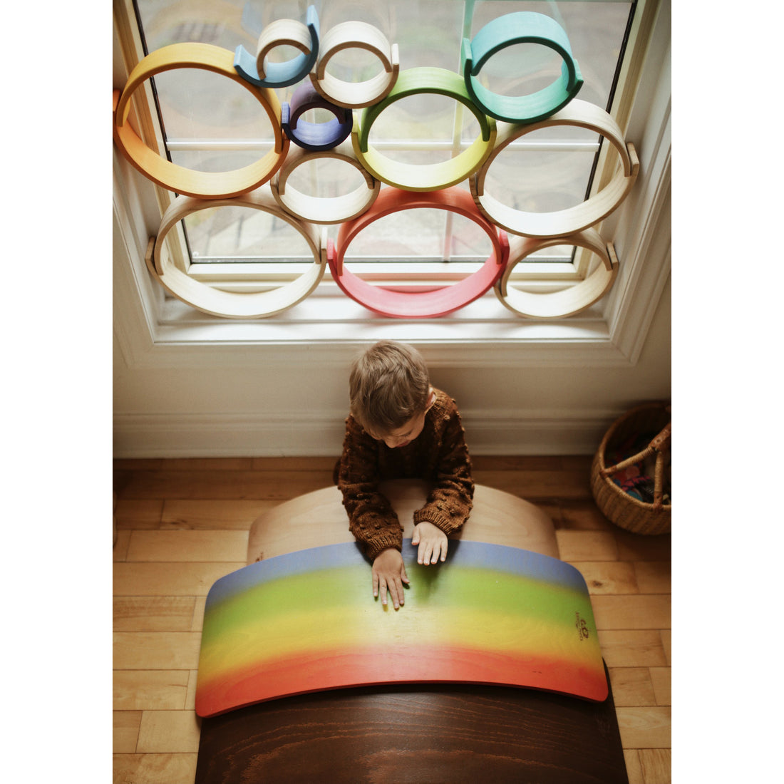 kinderfeets-large-rainbow-colored-arches-kinf-03635