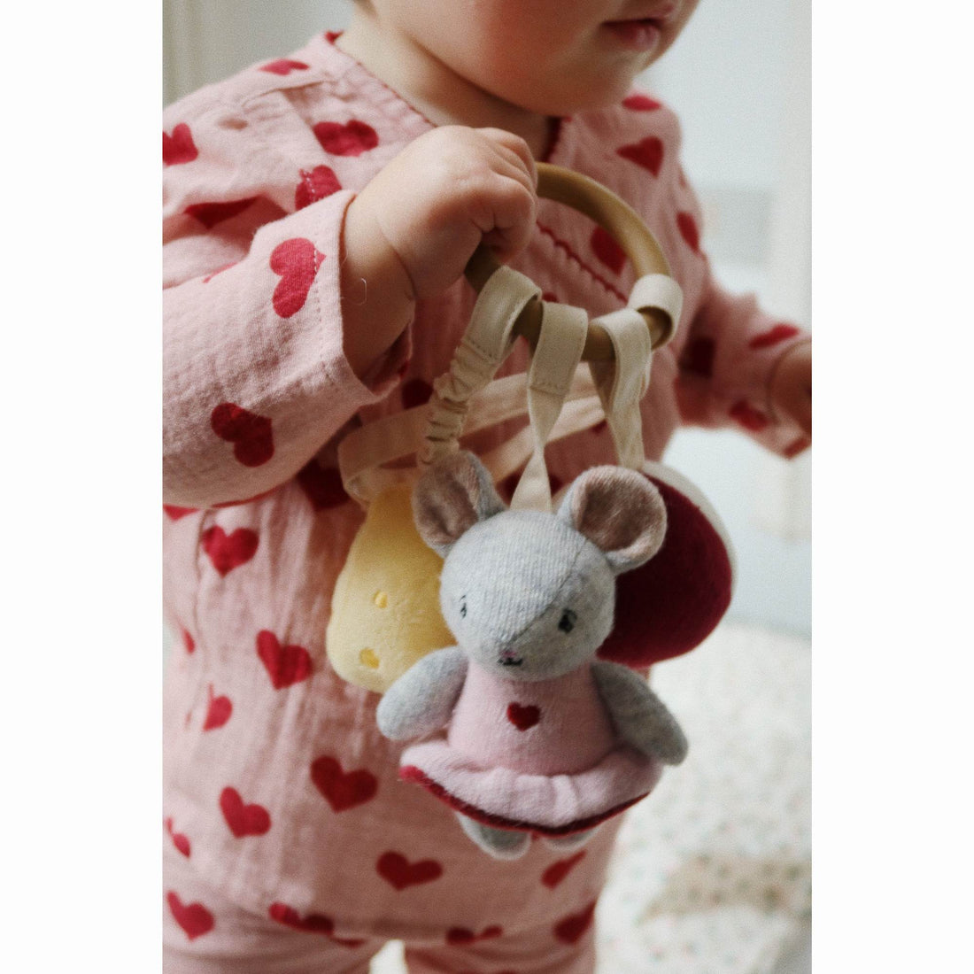 konges-sl-jd-activity-ring-mouse-mouse-play-toy-baby-nursery-kong-w24ks101382-mouse-03