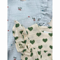 konges-sl-jd-coco-romper-gots-cherry-blue-coeur-clothing-wear-fashion-kong-s26ks105324-chbc-6m-07