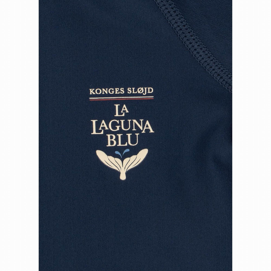 konges-sl-jd-laguna-ls-swimsuit-grs-estate-blue-clothing-wear-fashion-kong-s26ks104923-estb-4y-04
