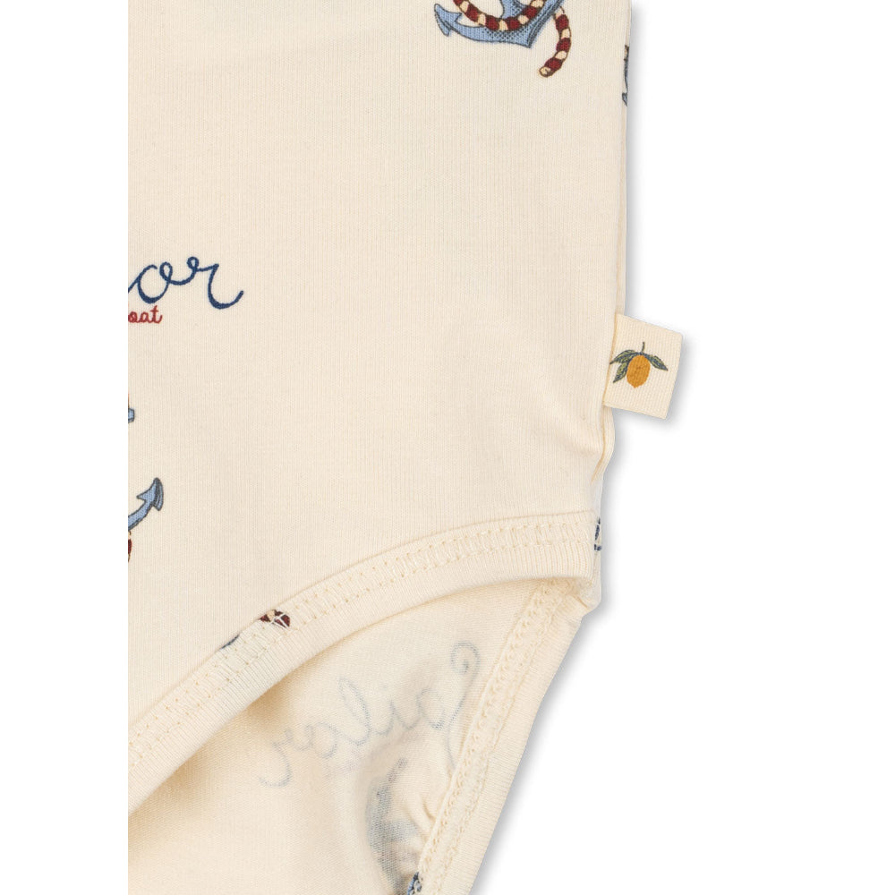 konges-sløjd-basic-ss-body-gots-rock-my-boat-kong-s25ks103381-rmb-9m
